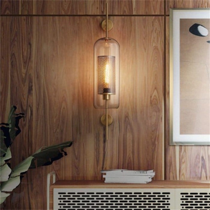 >>Chiswick Glass Wall Light