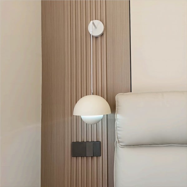 Flower Bud Wall Lamp €75.00