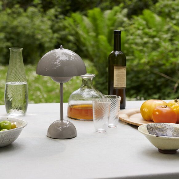 flowerpot table lampa replica