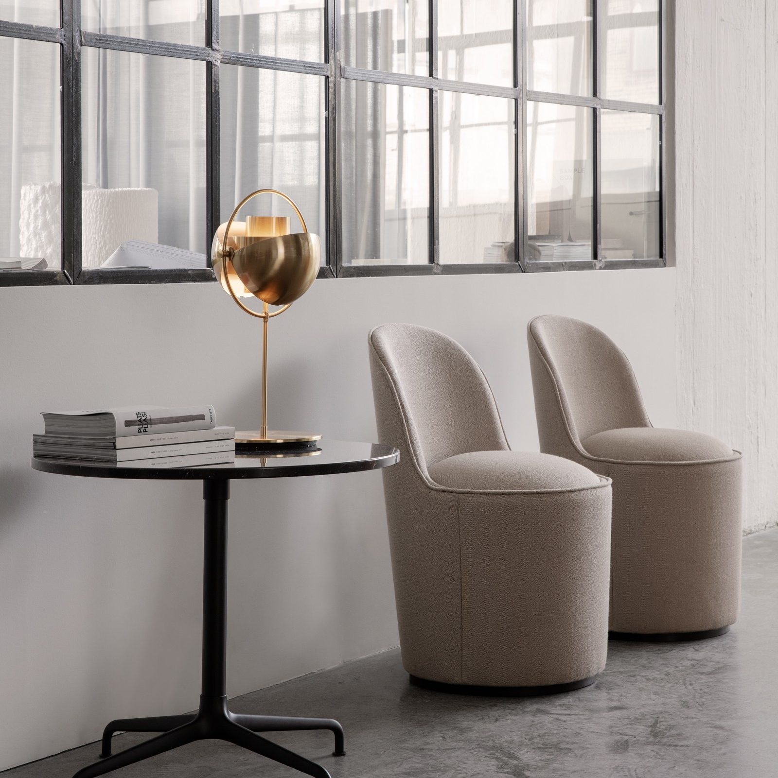 Gubi light multi replica