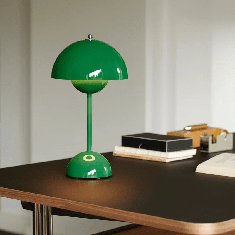 soft green flowerpot vp9