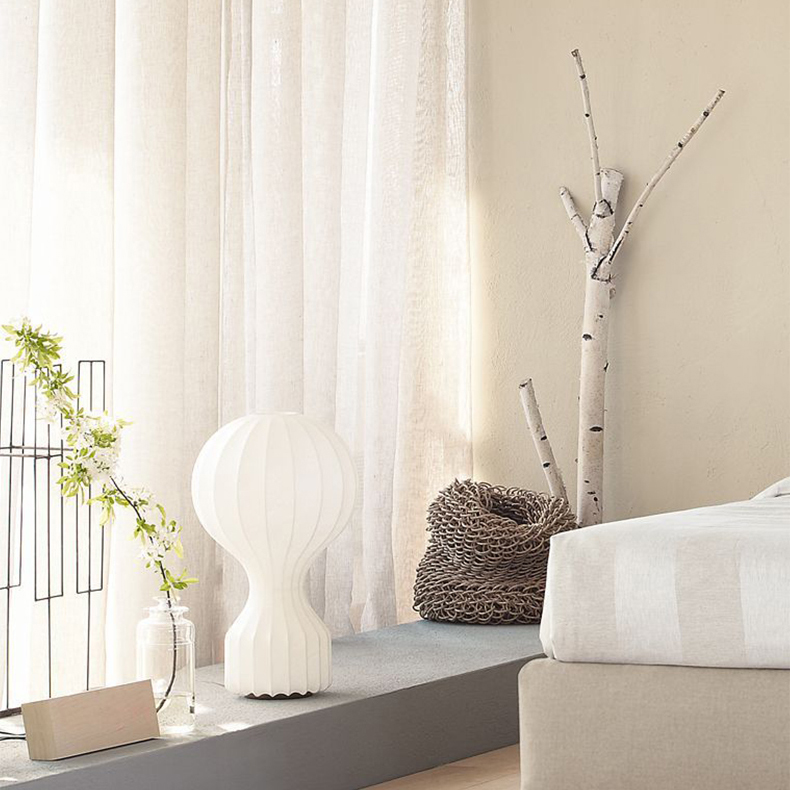 Gatto table lamp replica