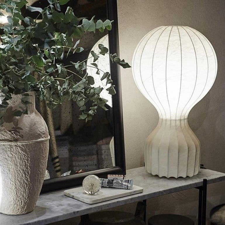 Gatto table lamp replica