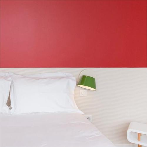 tam tam wall sconce replica