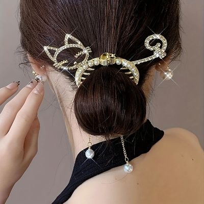 Elegant Alloy Hair Clip with Rhinestone Cat