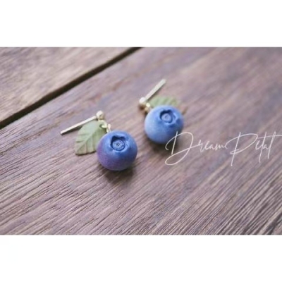 Cute earrings