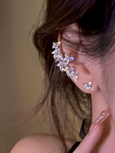 High-end zircon pearl butterfly ear bone clip niche design cool style ear clip no pierced elf earrings new style