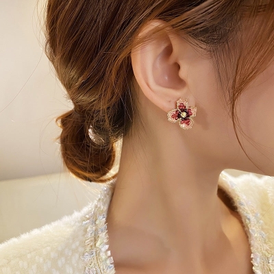 Pink flower earrings female niche design high-end sterling silver needle earrings new trendy light luxury ear accessories