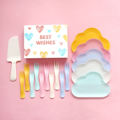 Small Plastic Party Tableware | Cloud | 10 Guests