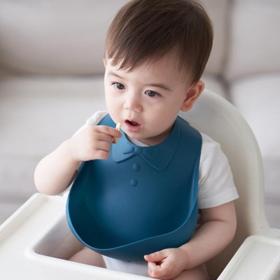 Bow Tie Silicone Bib | Navy Blue
