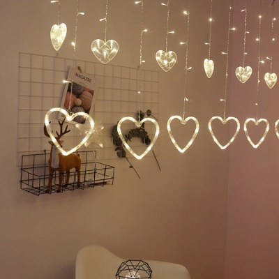 Curtain String Lights | Heart 2.5m Plug-In