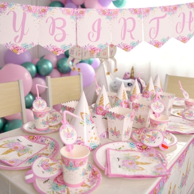 Premium Birthday Party Tableware | Unicorn | 6 Guests