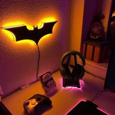 Batman Cool LED Wall Light with Wireless Remote