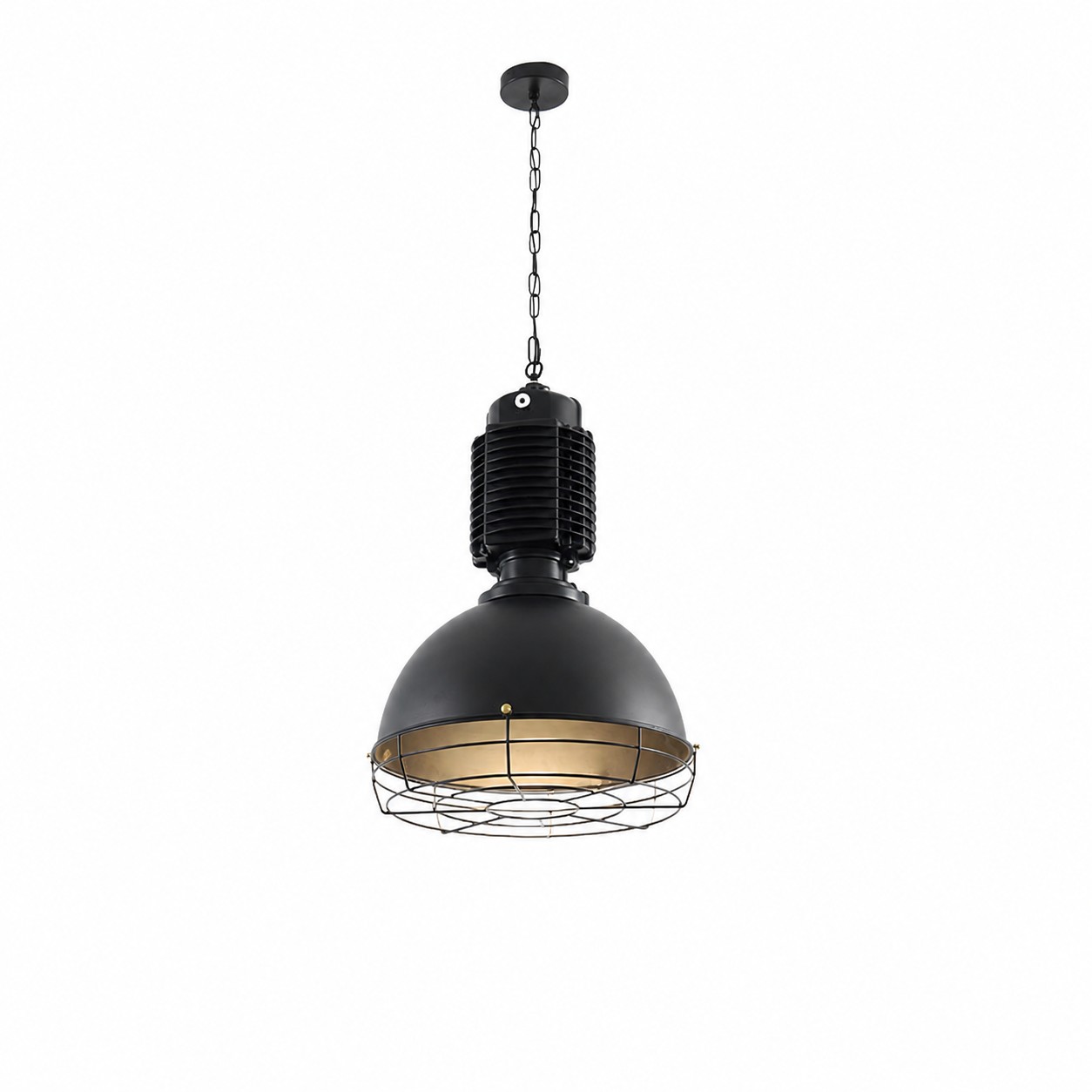 Hanglamp met zwarte afwerking op een witte achtergrond