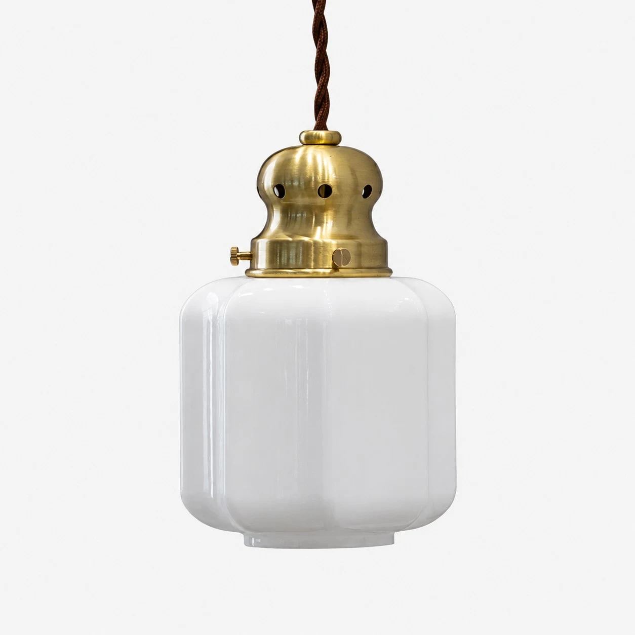Luminária pendente vintage estilo 1 em latão e vidro branco