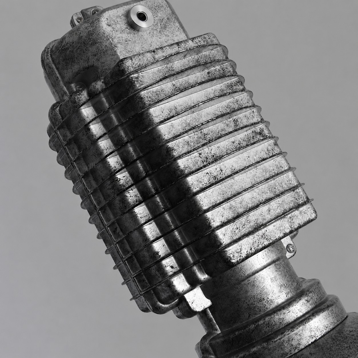 Gestructureerd metalen stopcontact en draadbeschermingsdetail