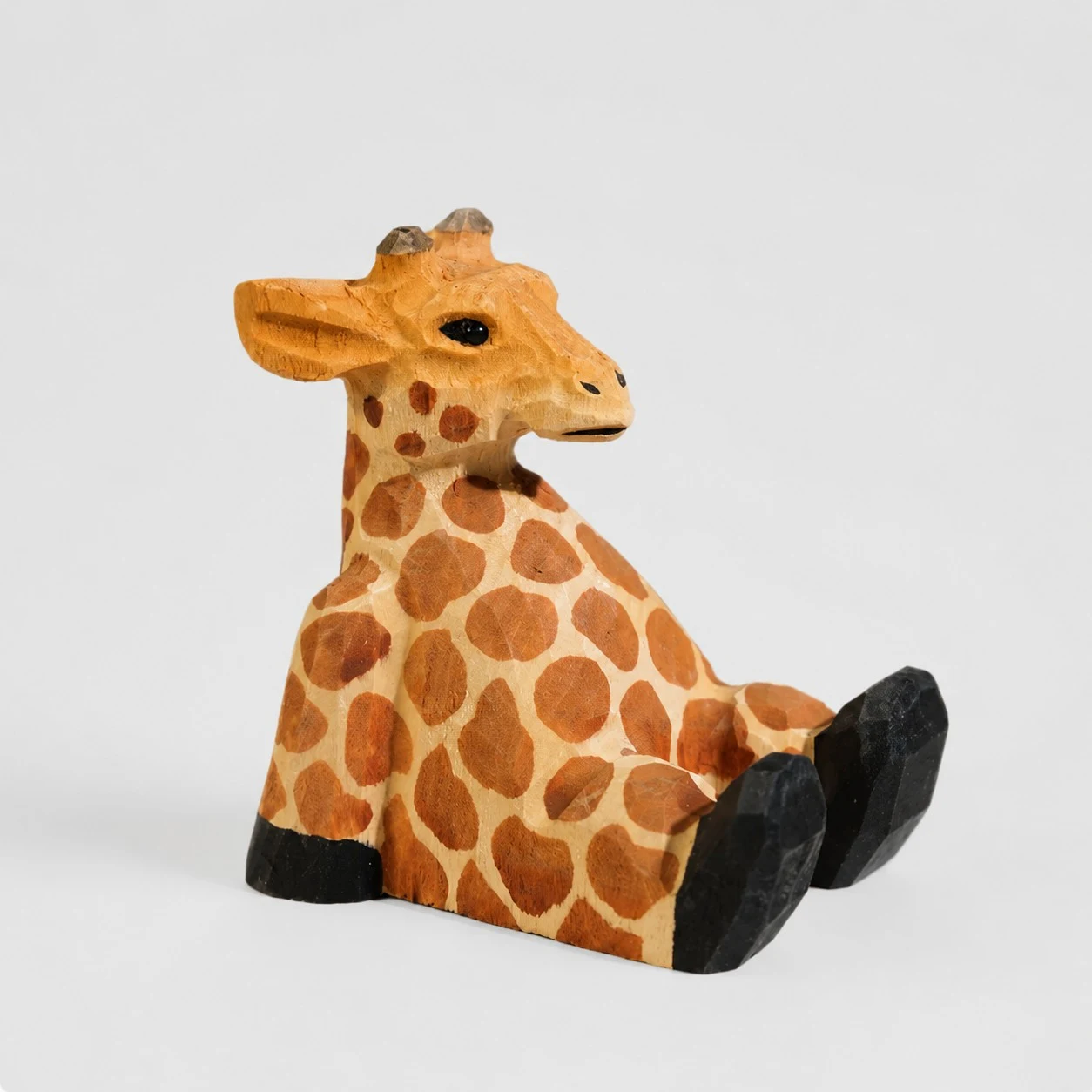 Giraffe Hand-Carved Wooden Animal Phone Stand