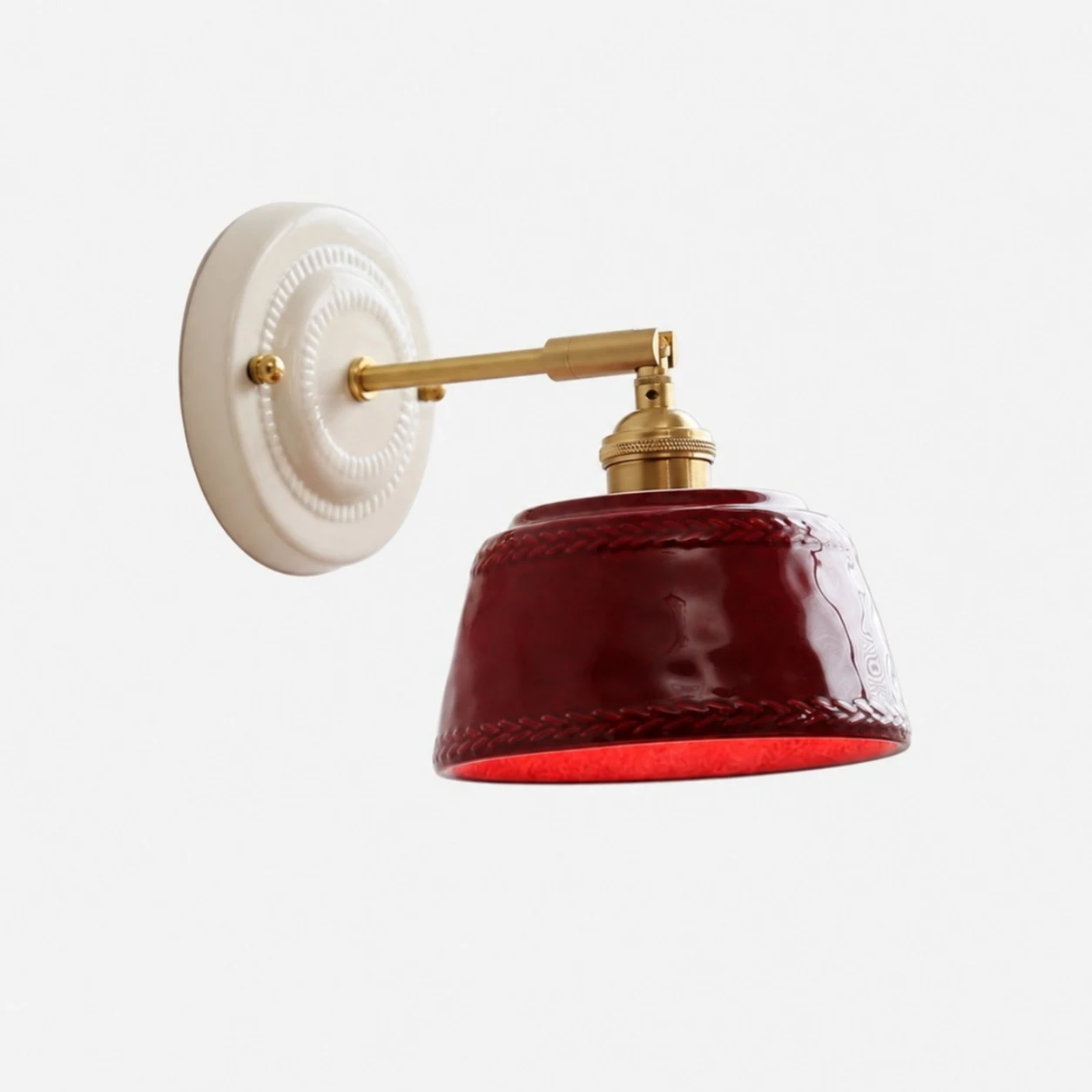 Lampada da parete in ceramica rossa