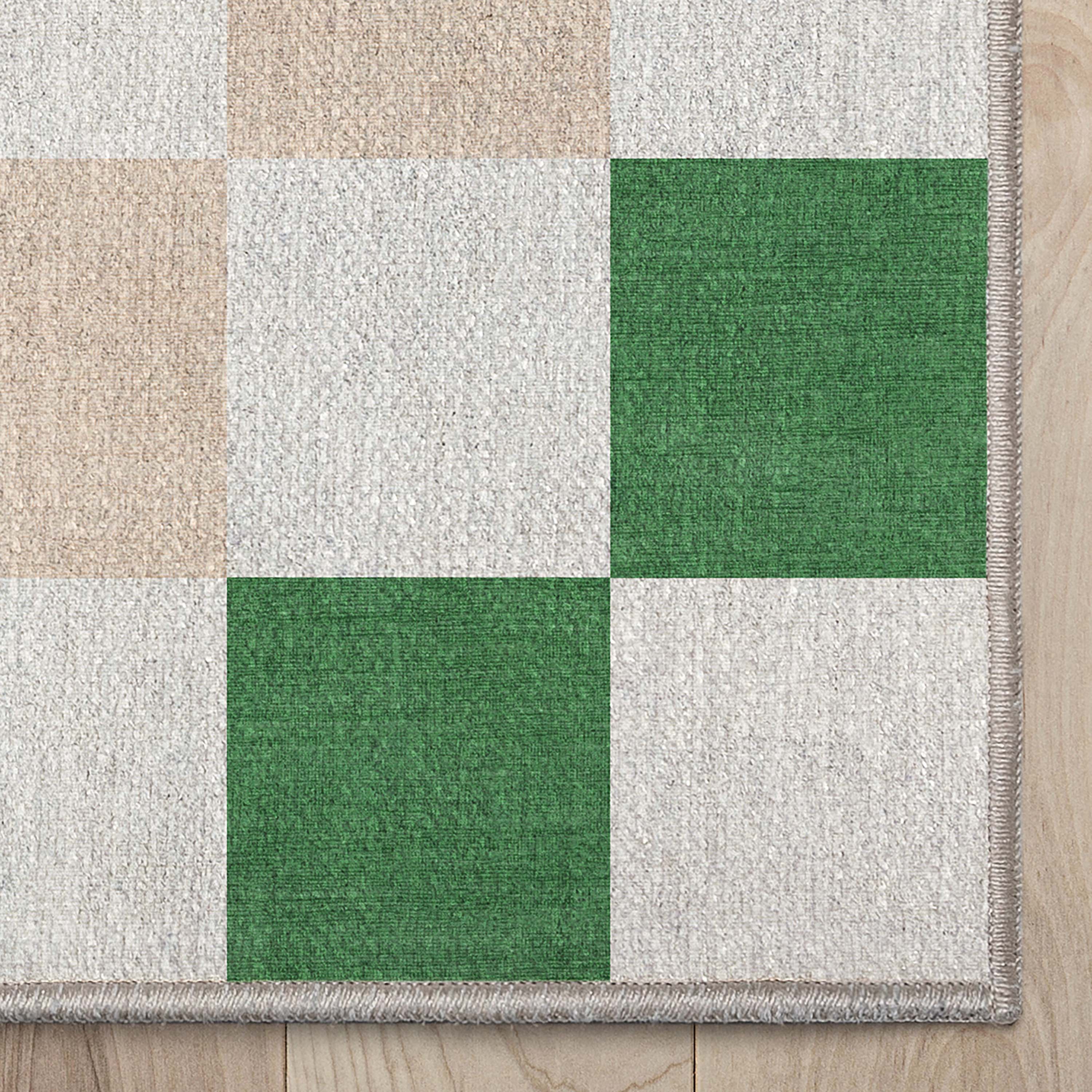 Moderner, mehrfarbig karierter, flach gewebter Kinderteppich &bdquo;Squares&ldquo;.
