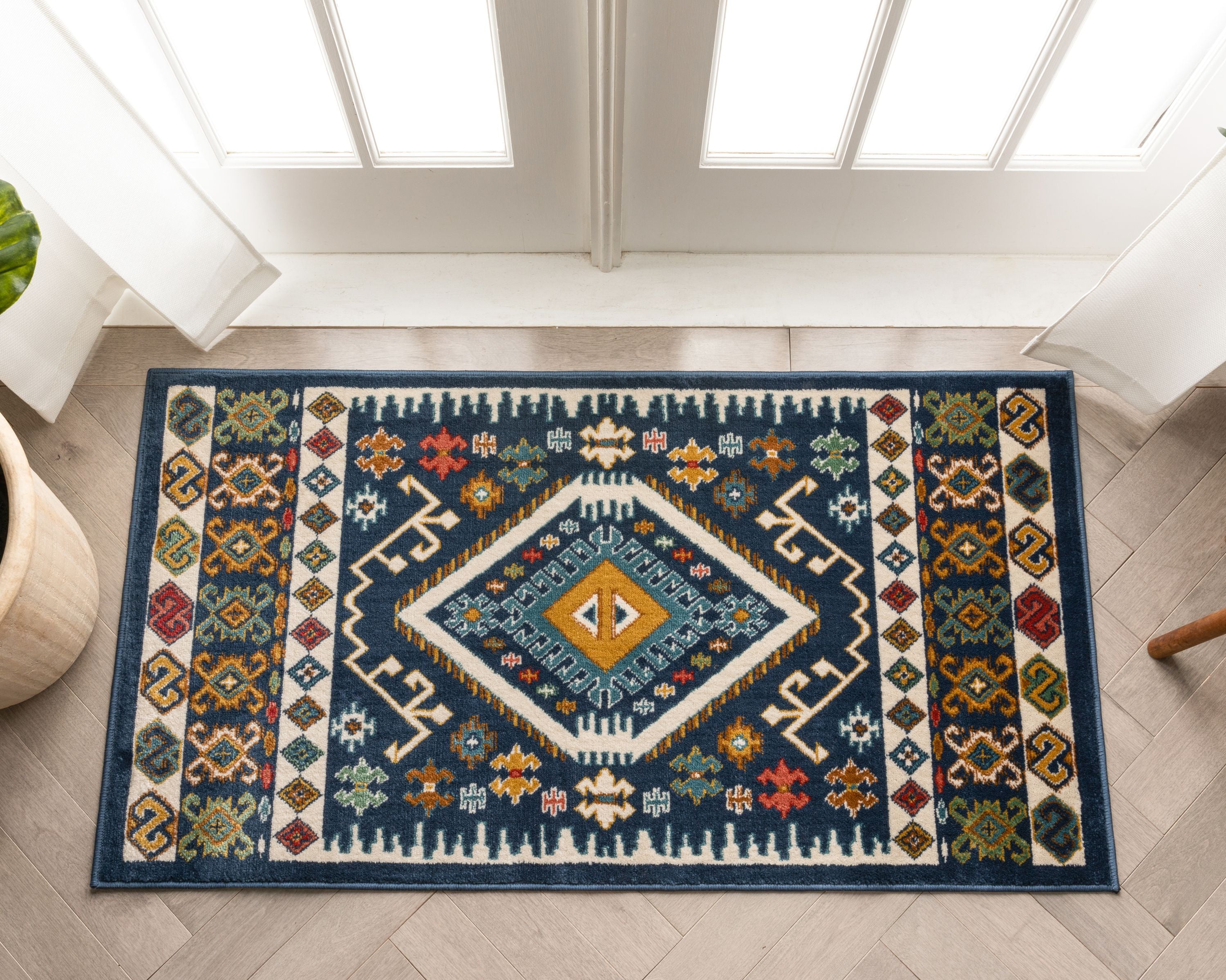 Ravia Southwestern Tribal Azteken-Teppich in b&ouml;hmischem Blau