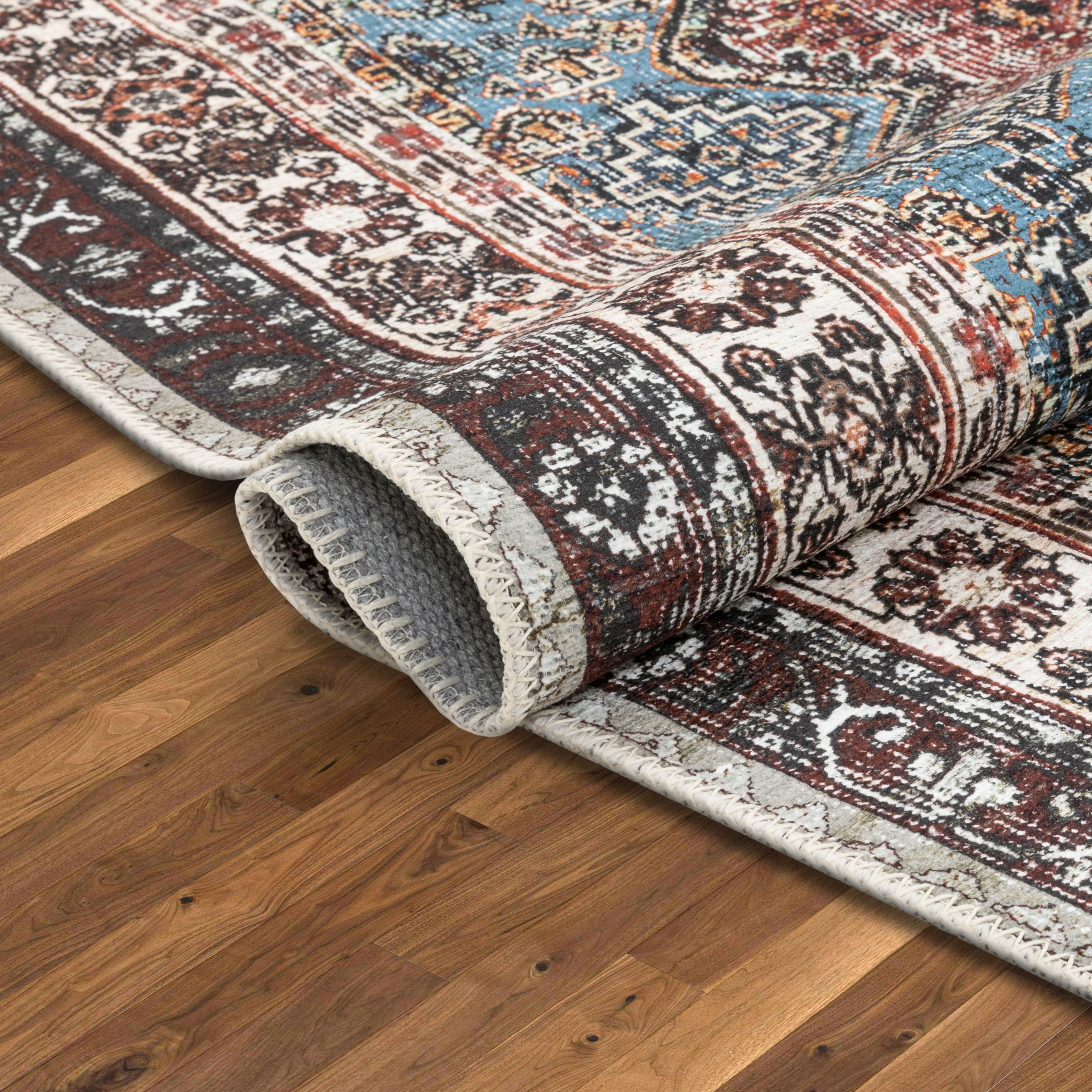 Menda, maschinenwaschbarer Vintage-Teppich im Bohemian-Stil, Meallion Oriental Blush, flach gewebt, im Used-Look