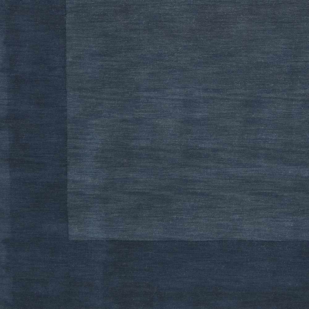 Fingerhut Wollteppich mit blauem Rand