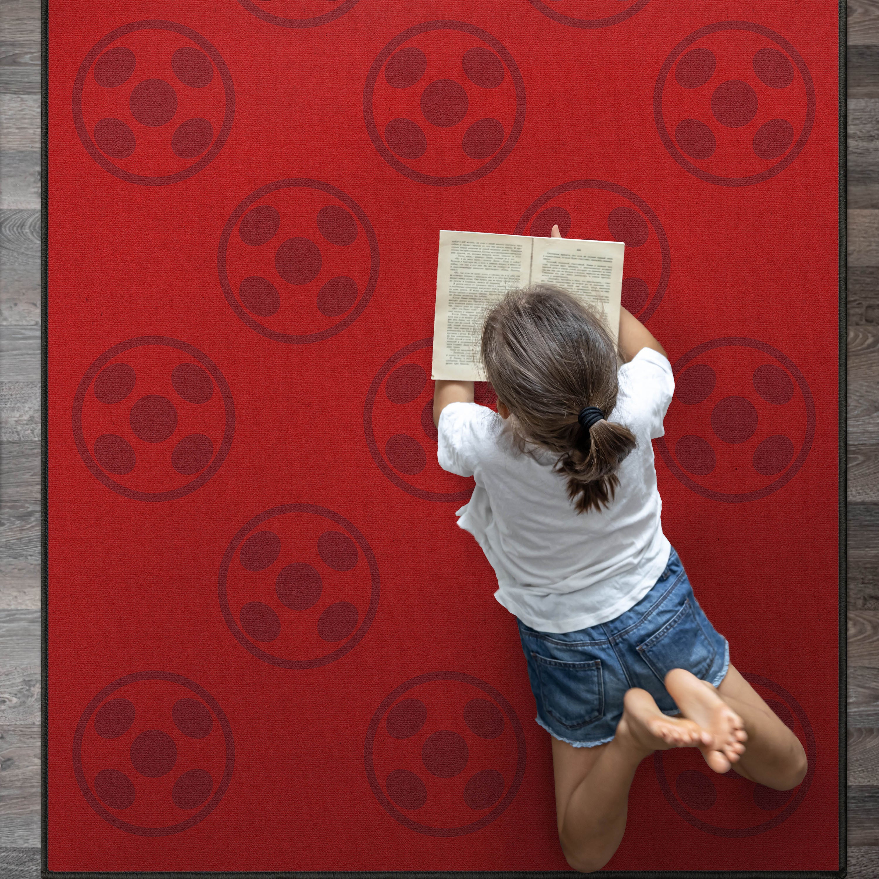 Miraculous Ladybug gro&szlig;er Marienk&auml;fer-Teppich in Rot