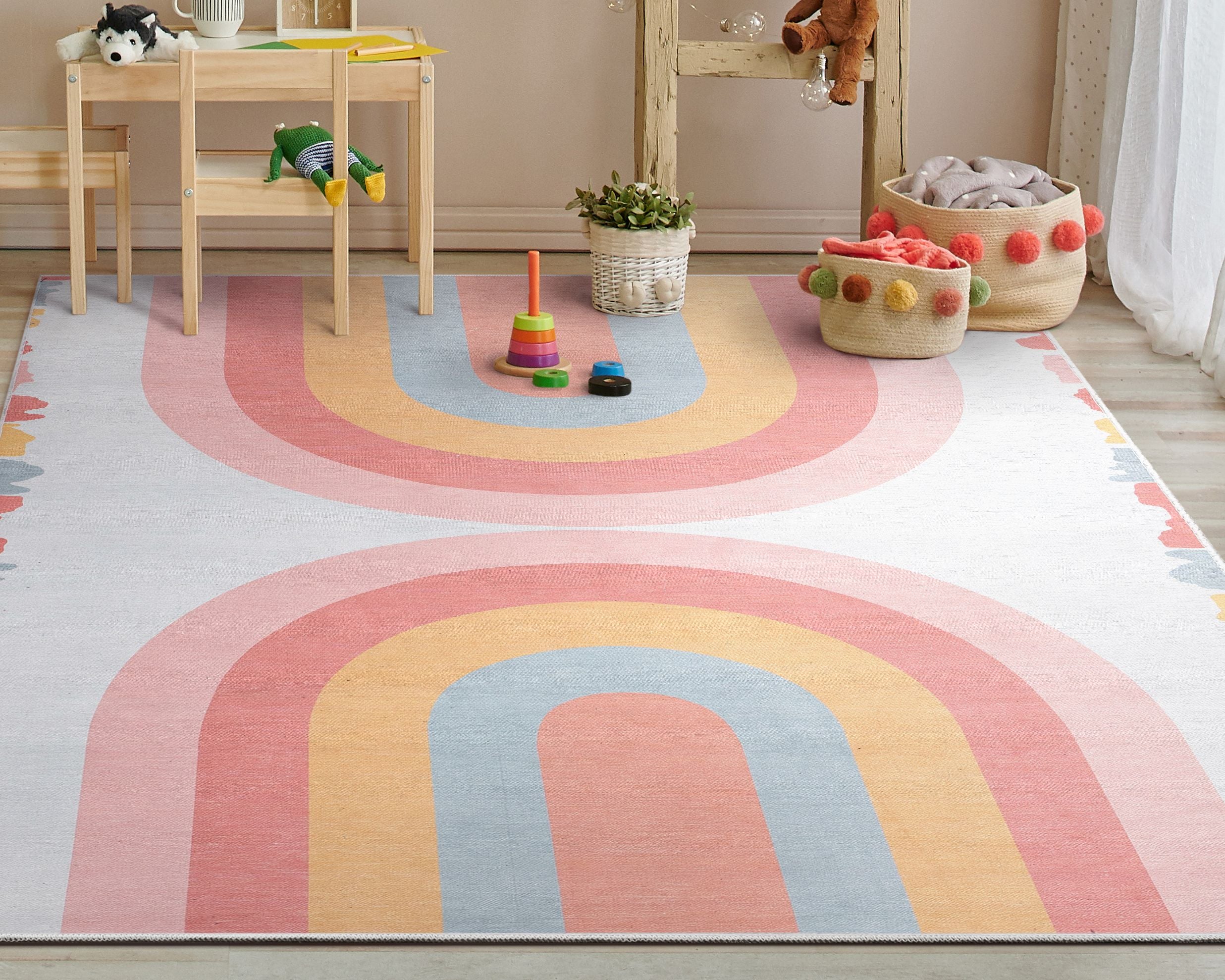 Moderner, mehrfarbiger Flachgewebe-Teppich &bdquo;Crescent Rainbow&ldquo;.
