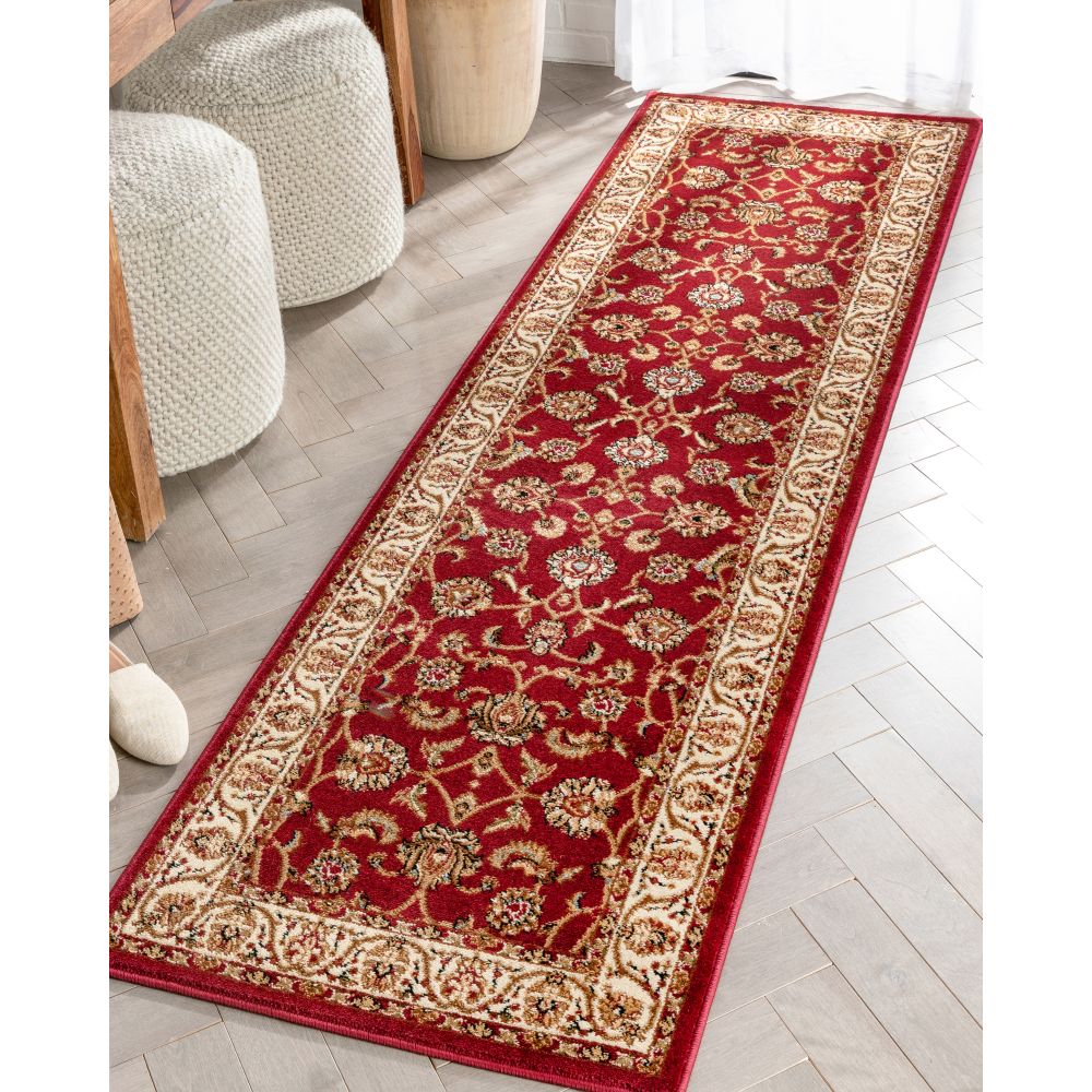 Traditioneller roter Sarouk-Teppich