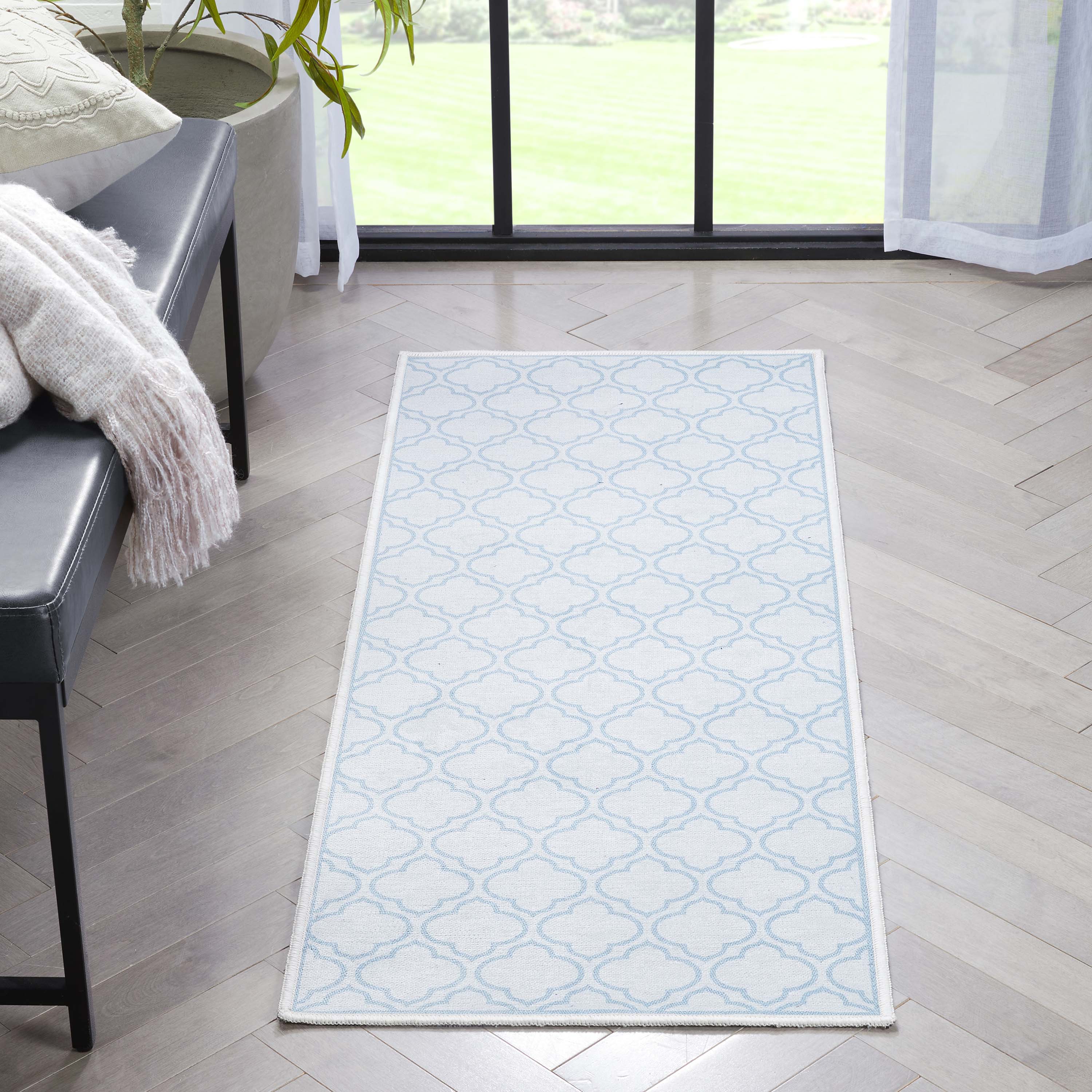 Lattice Marokkanischer Spalier-Teppich aus Elfenbein und Hellblau mit Flachgewebe