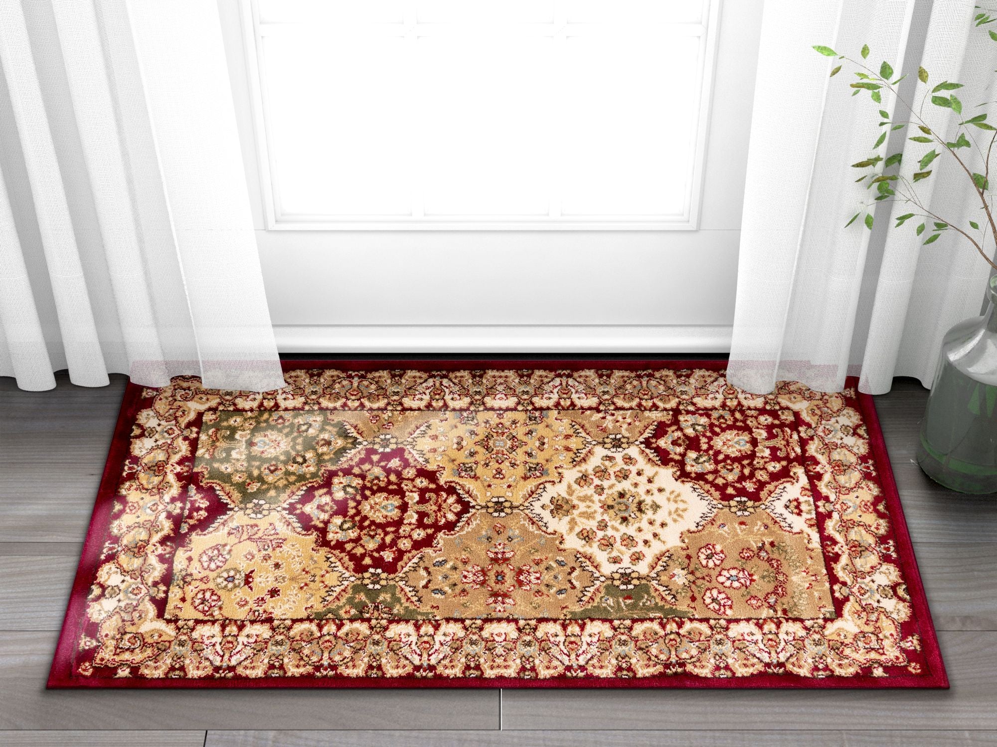 Traditioneller roter Mina-Khani-Teppich