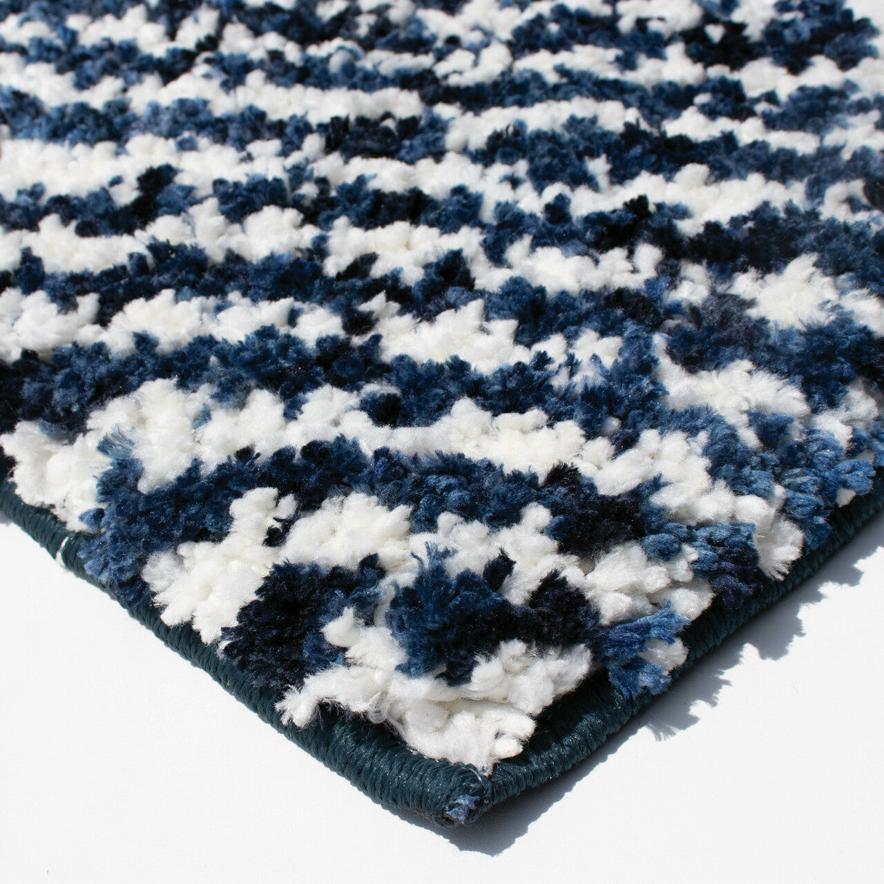 Angora Harrington Blauer Ausverkaufsteppich