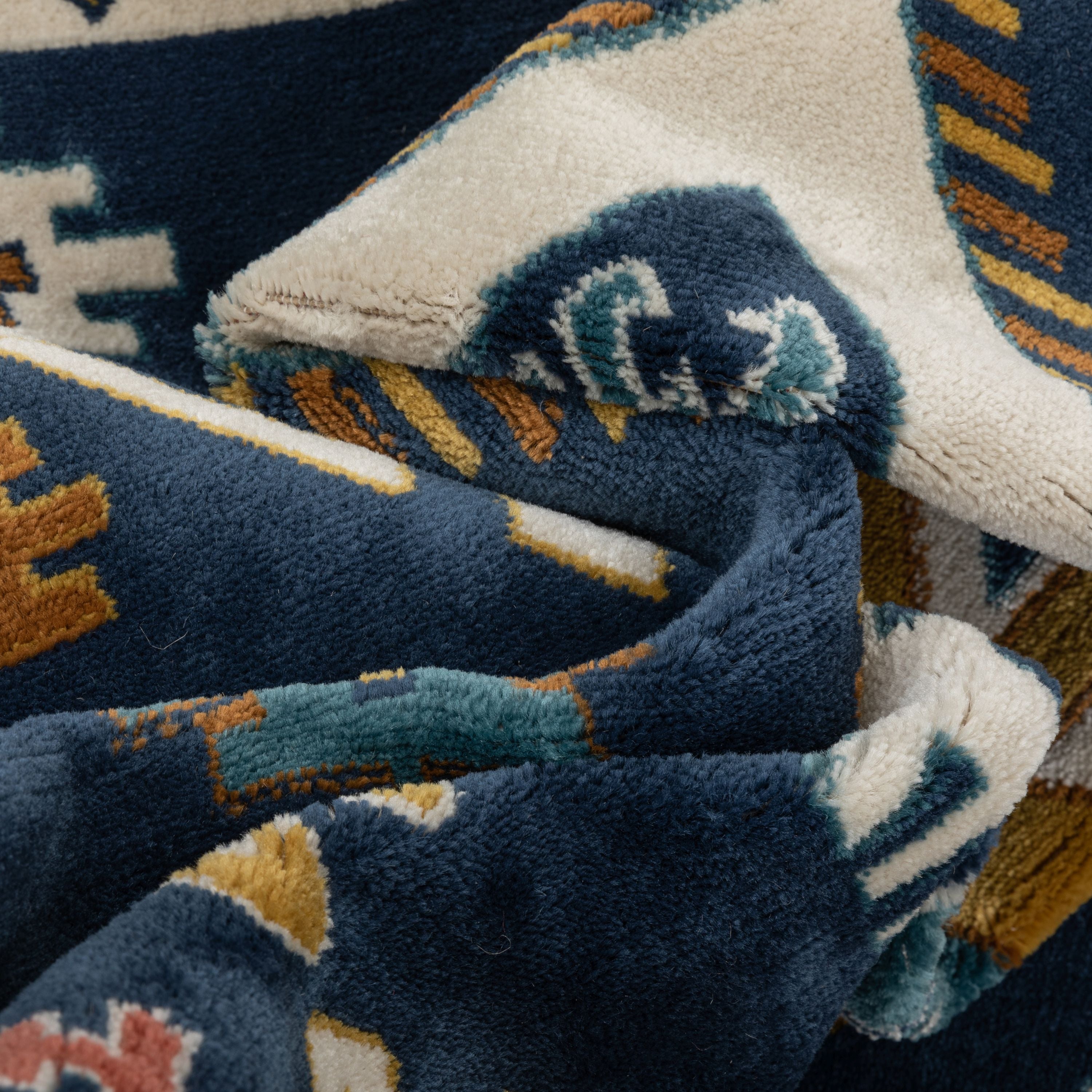 Ravia Southwestern Tribal Azteken-Teppich in b&ouml;hmischem Blau