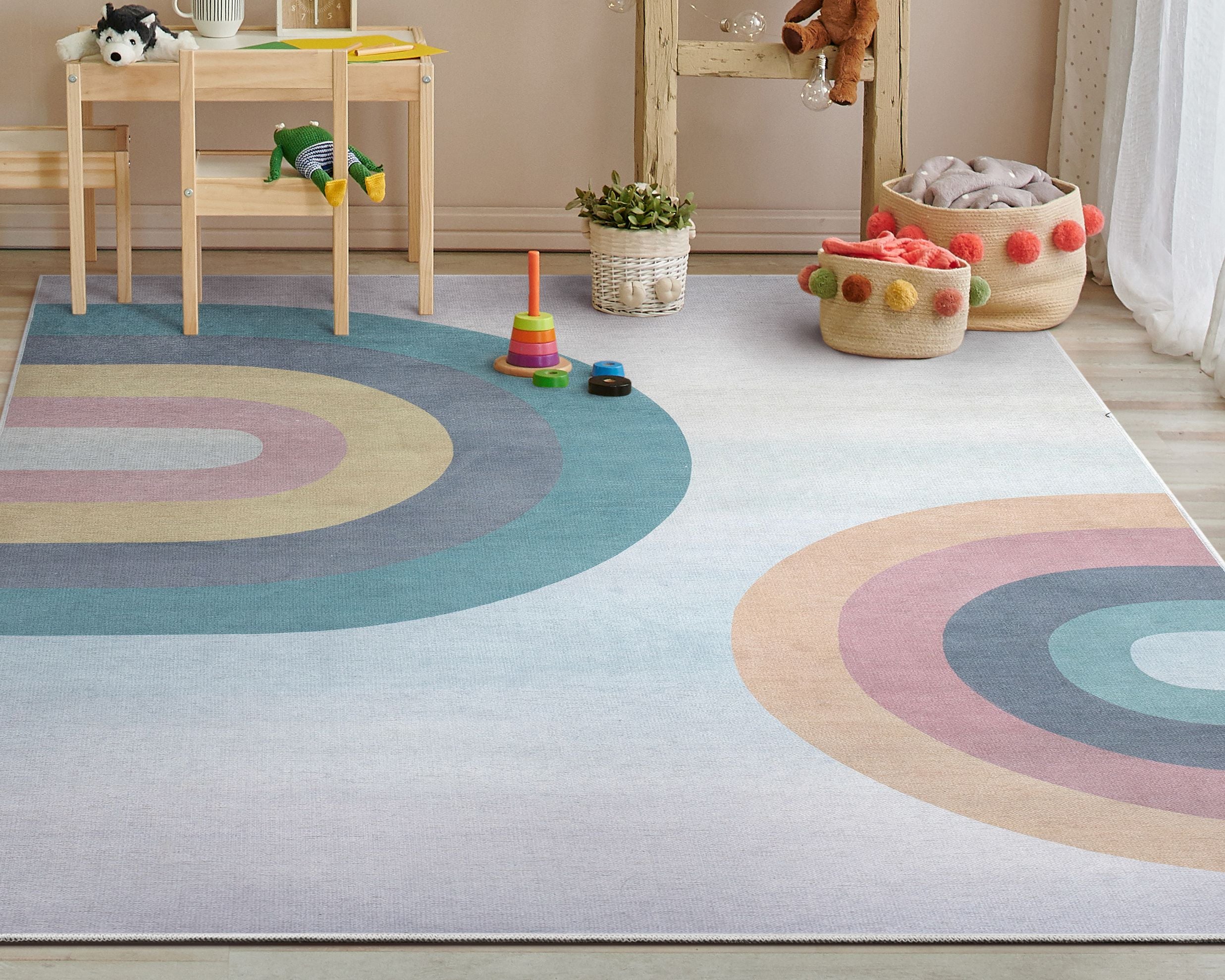 Moderner Flachgewebe-Teppich &bdquo;Kaleidoskop Regenbogen&ldquo; in mehreren Pastellt&ouml;nen