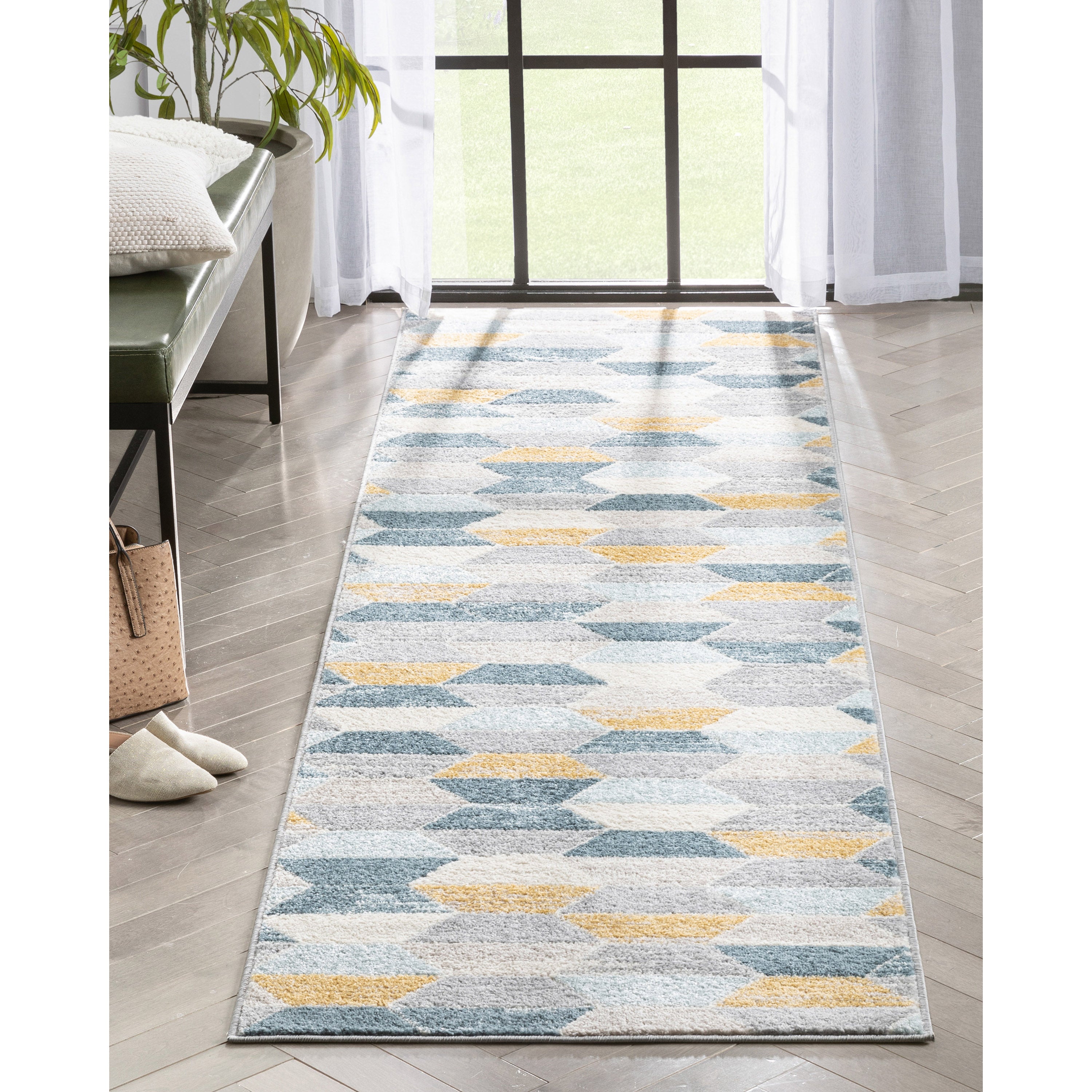 Moderner geometrischer Maddox-Teppich in Blau