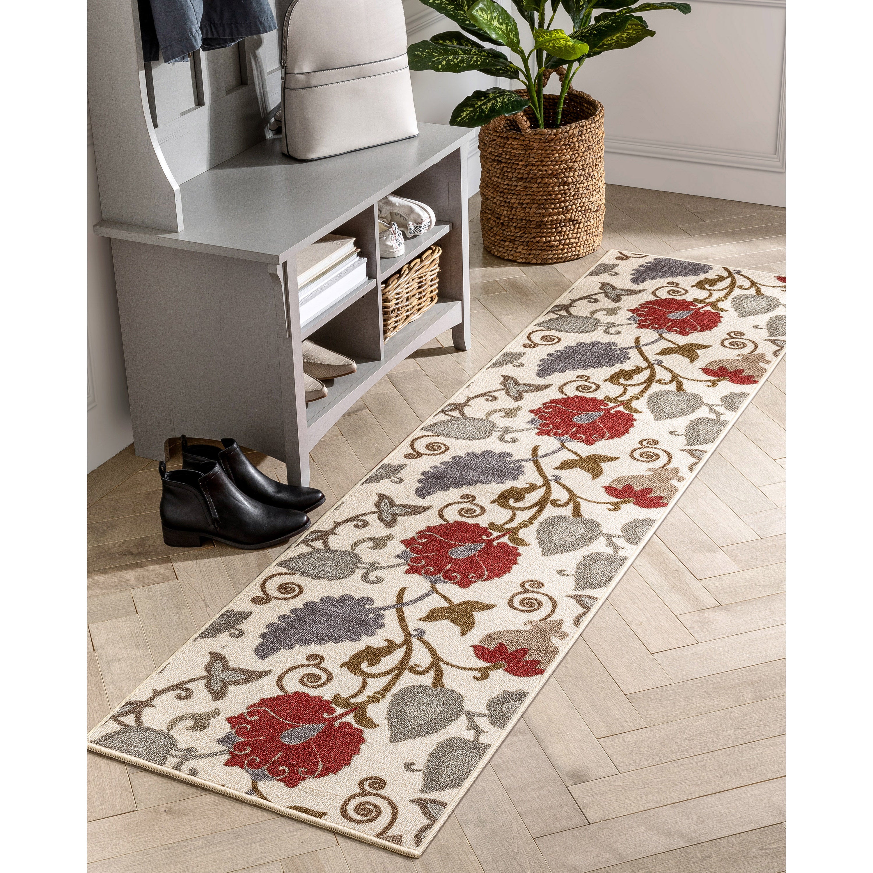 Lucy Transitional Botanical Floral Elfenbeinroter, rutschfester, maschinenwaschbarer Teppich mit niedrigem Flor f&uuml;r drinnen und drau&szlig;en