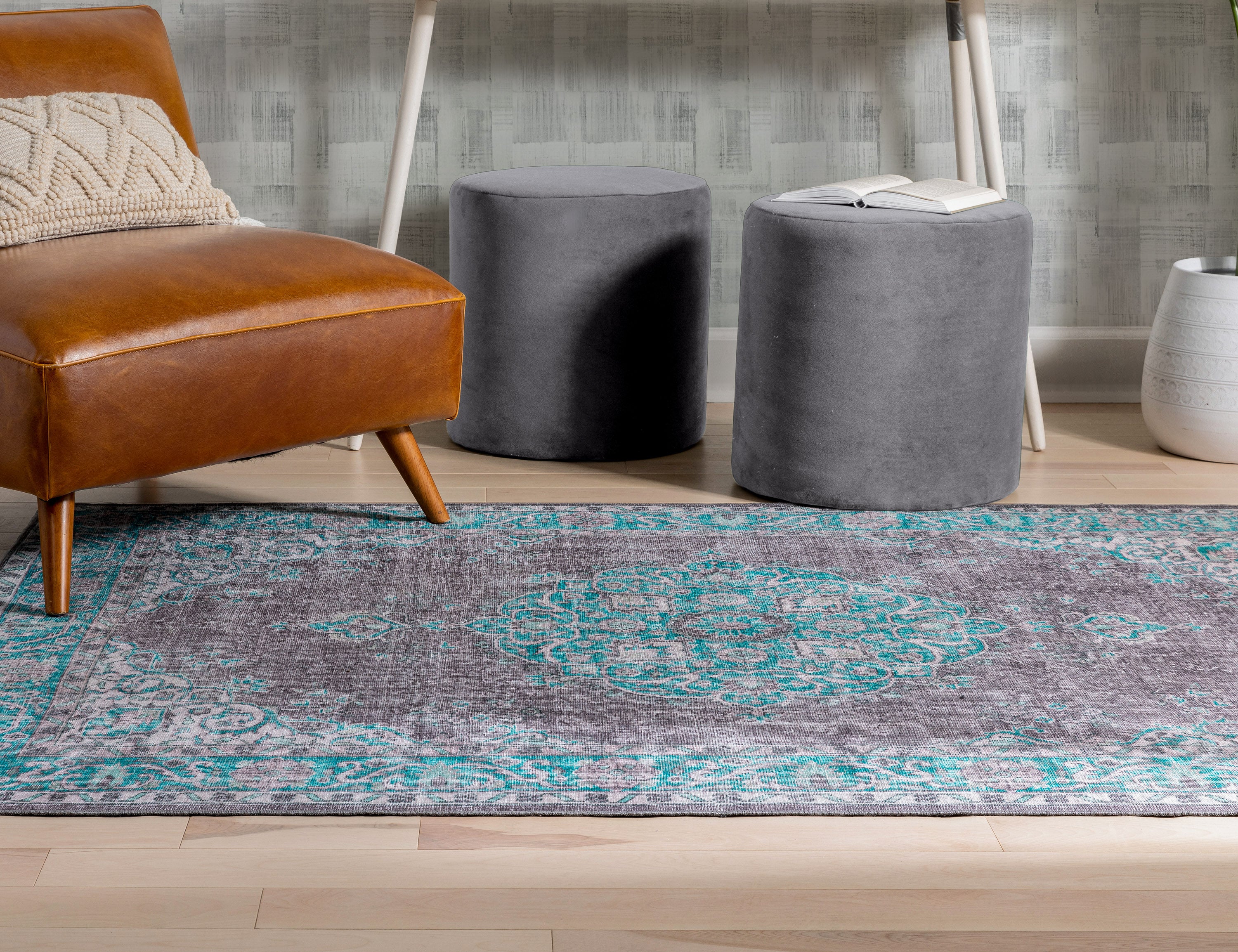 Tarifa Vintage B&ouml;hmischer Medaillon-Teppich in Hellblau, maschinenwaschbar von Chill Rugs