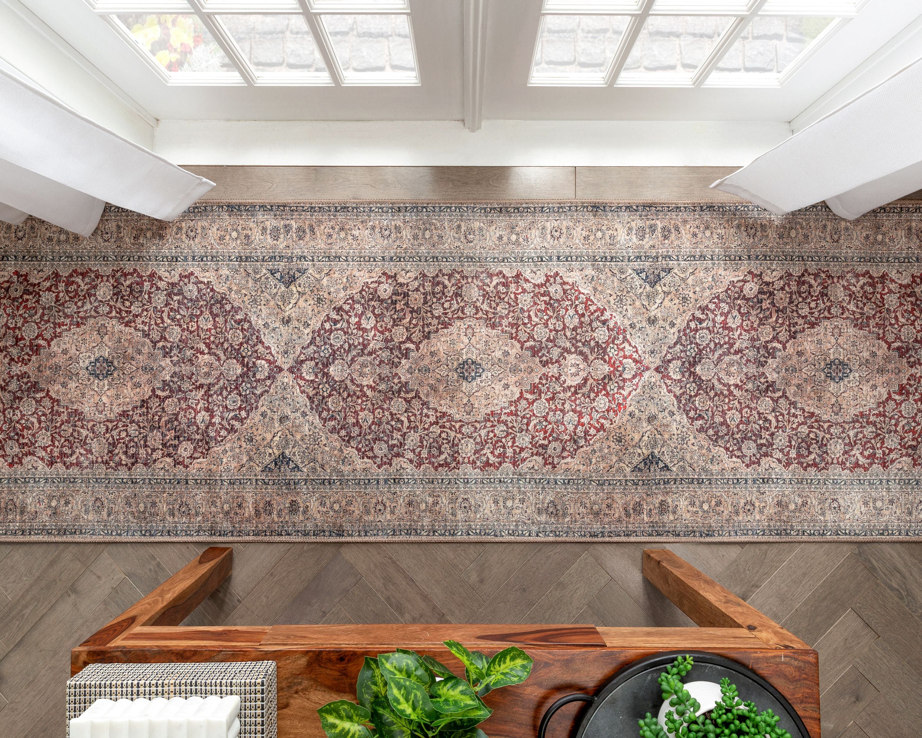 Tonti Maschinenwaschbarer Vintage-Medaillon-Teppich in orientalischem Rot mit flachem Webmuster im Used-Look