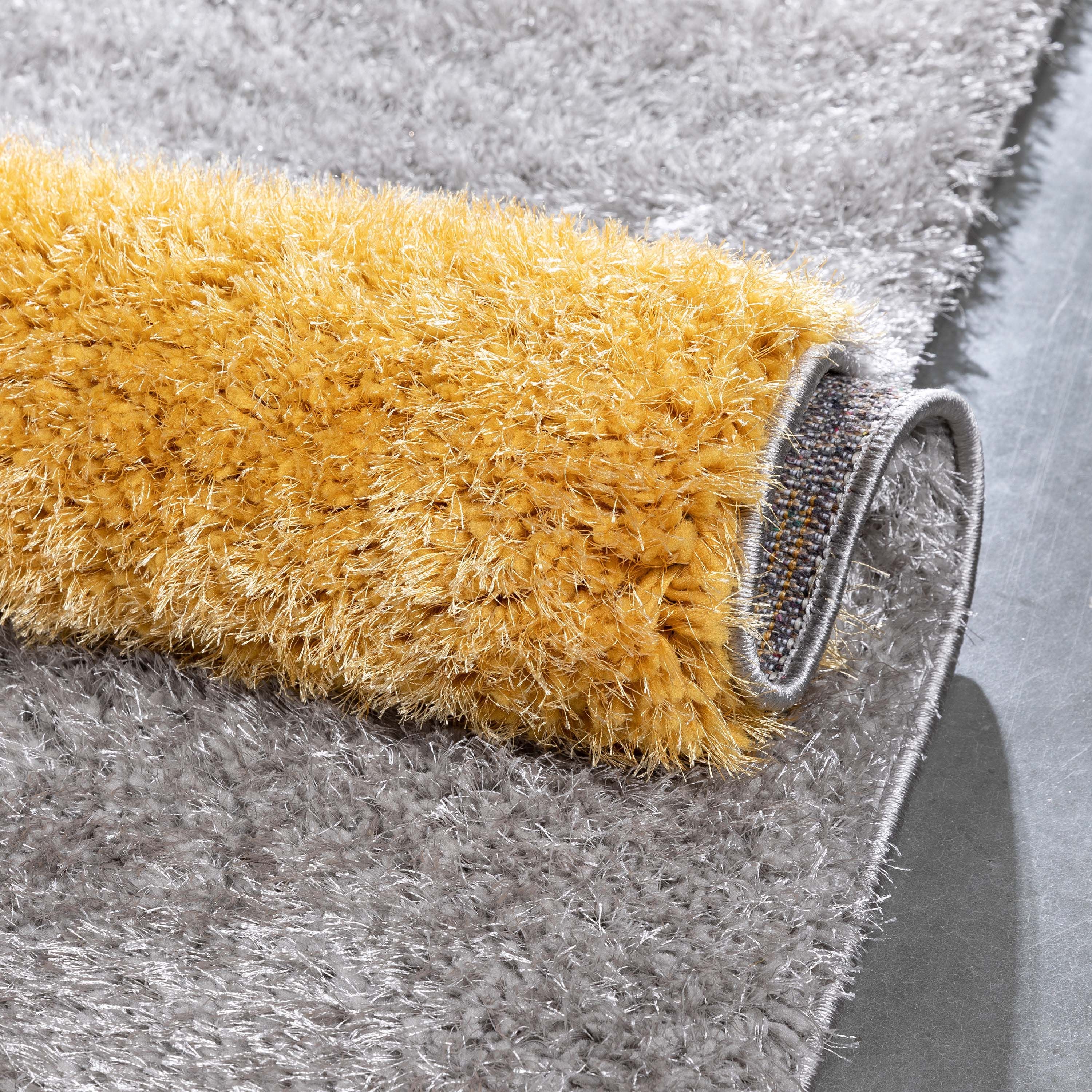 Escondido Gelber moderner geometrischer 3D-strukturierter Shag-Teppich von Chill Rugs