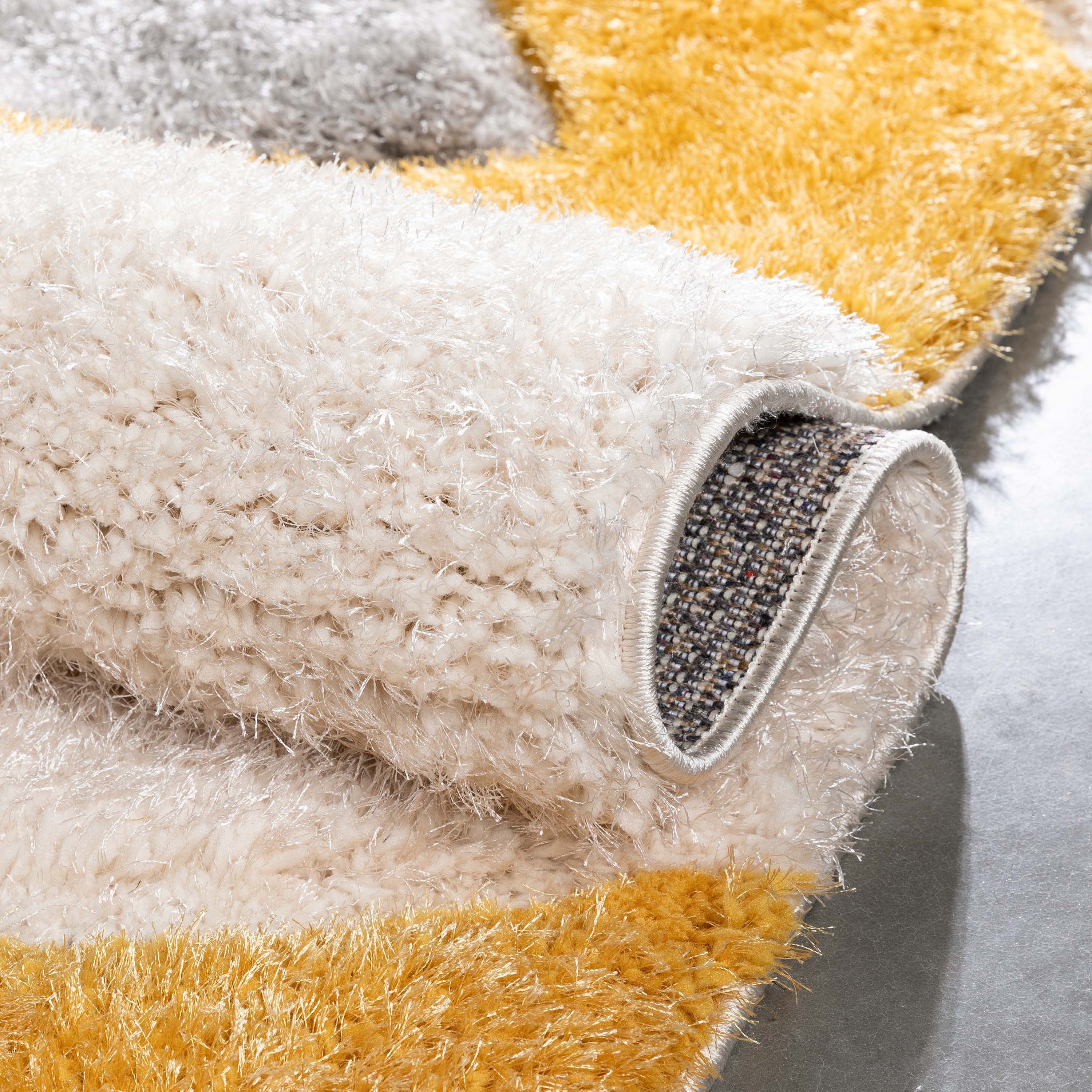 Eleganter, moderner, geometrischer 3D-strukturierter Shag-Teppich in Gelb von Chill Rugs