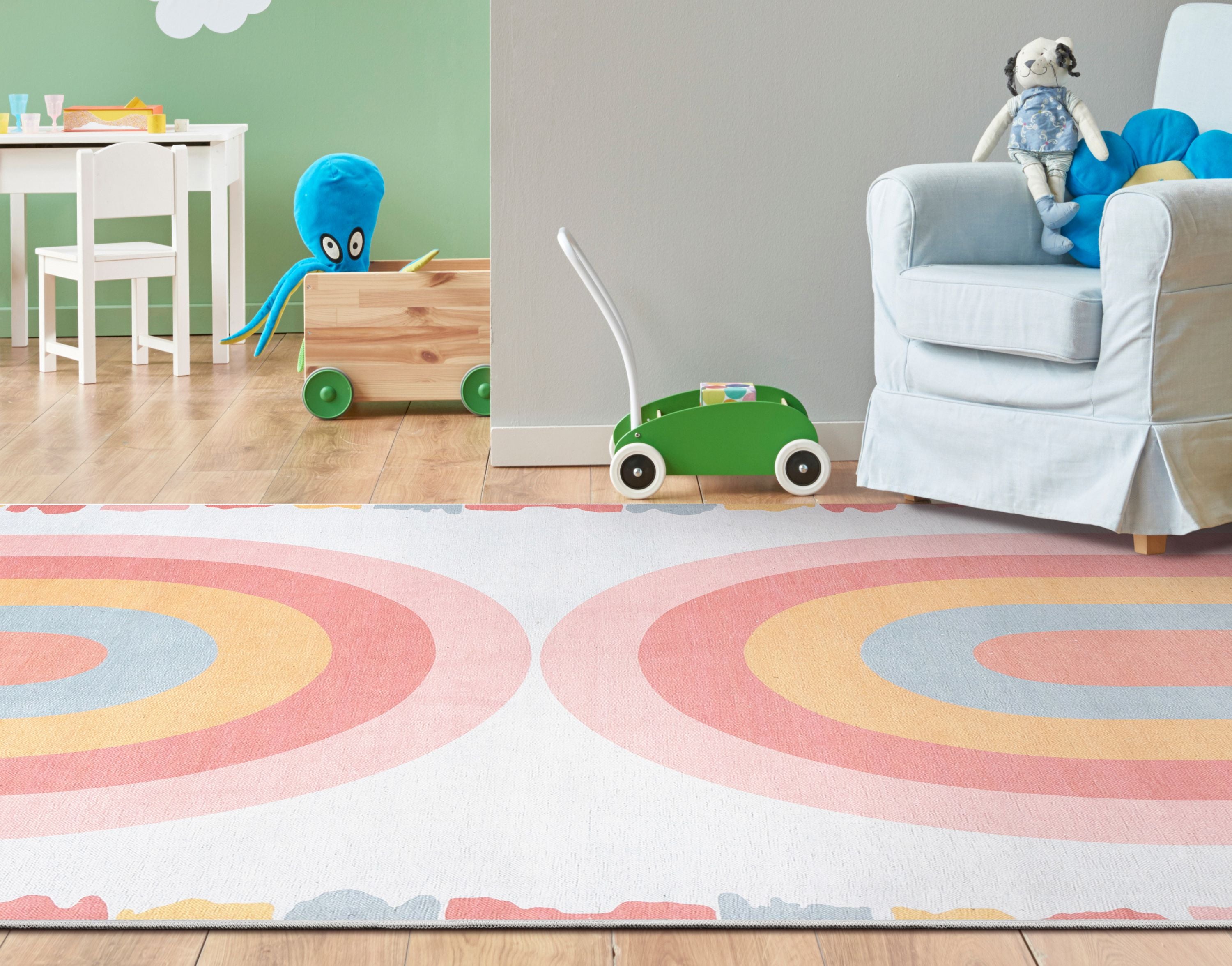 Moderner, mehrfarbiger Flachgewebe-Teppich &bdquo;Crescent Rainbow&ldquo;.