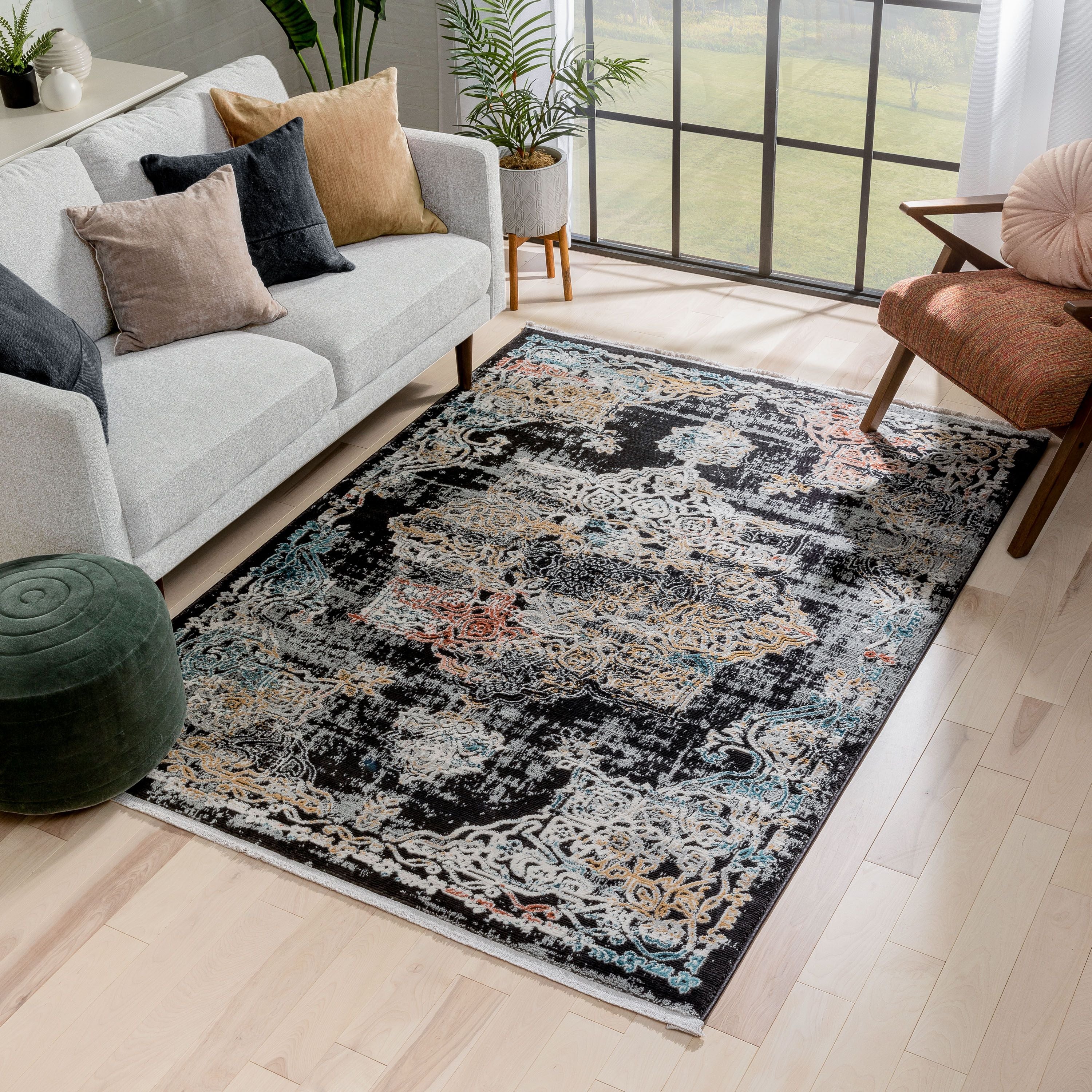 Maura Bohemian Vintage Medaillon orientalischer schwarzer Teppich