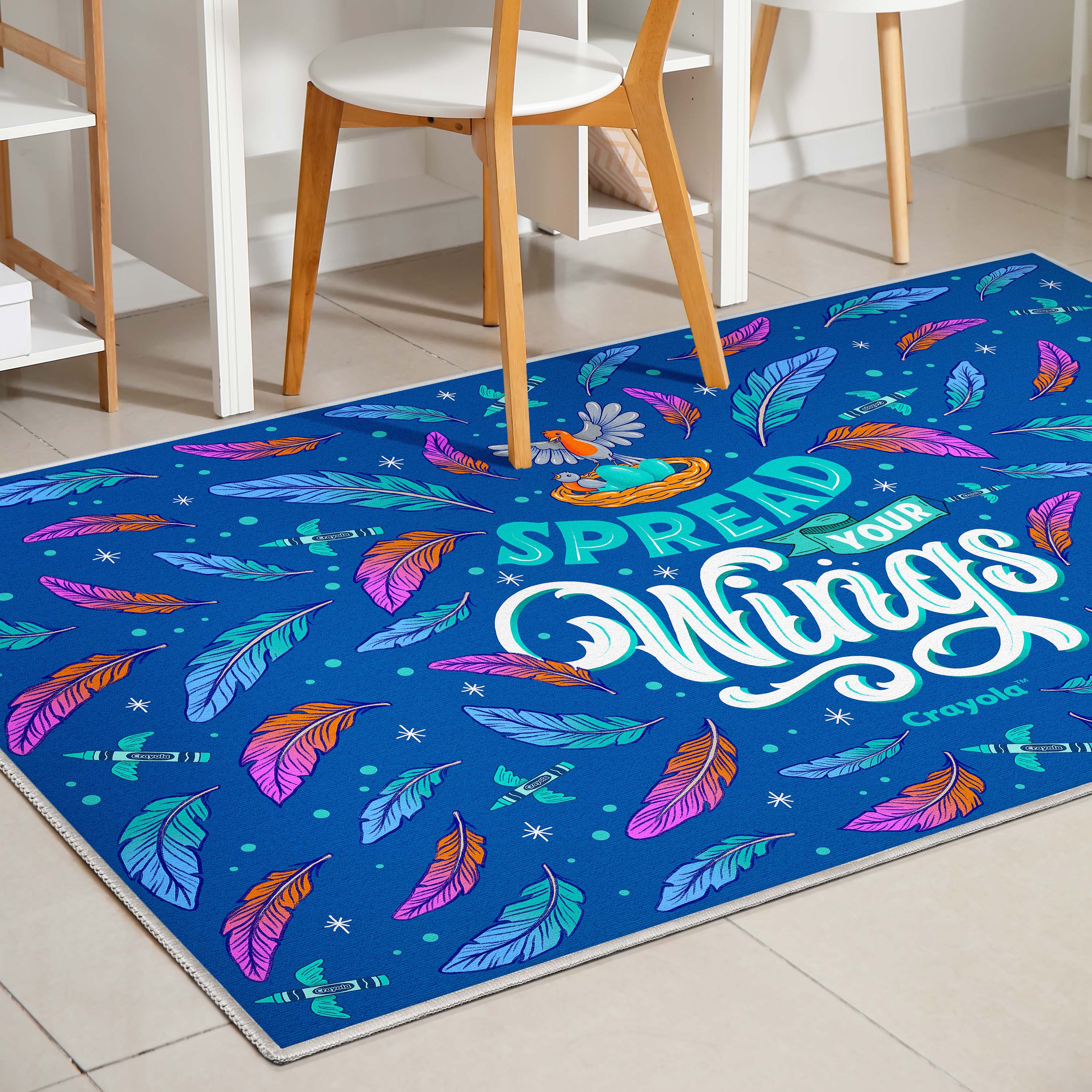 Blauer Teppich &bdquo;Spread Your Wings&ldquo;.