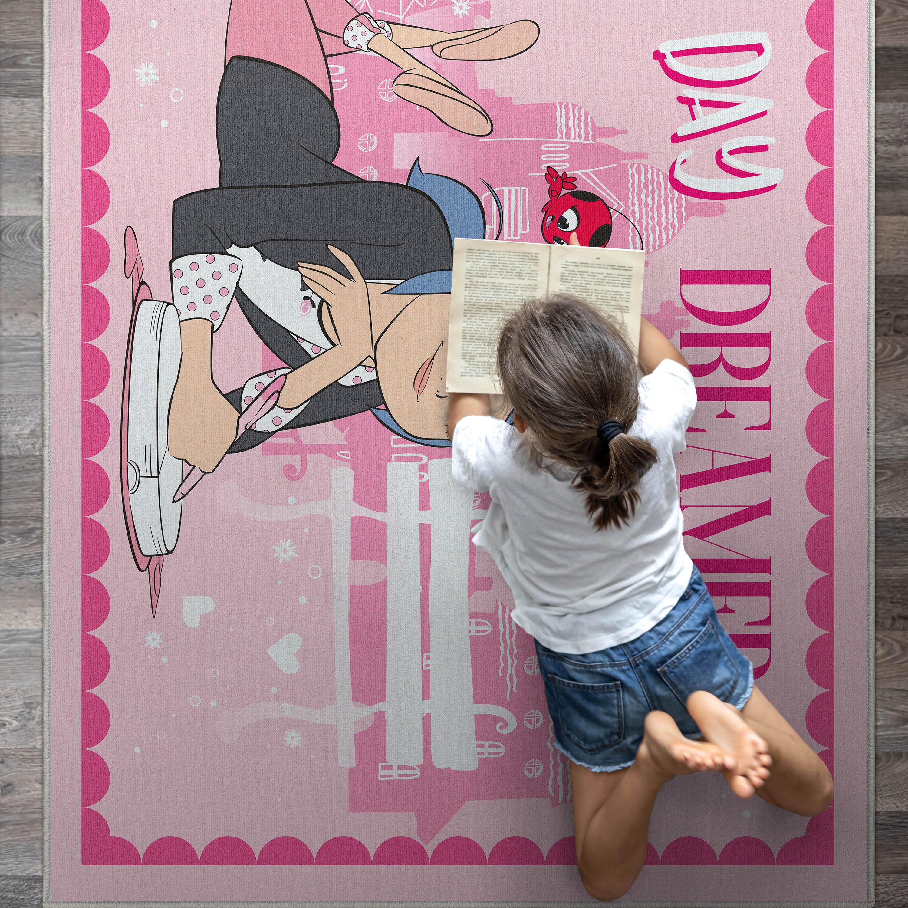 Miraculous Ladybug Day Dreamer Teppich in Rosa