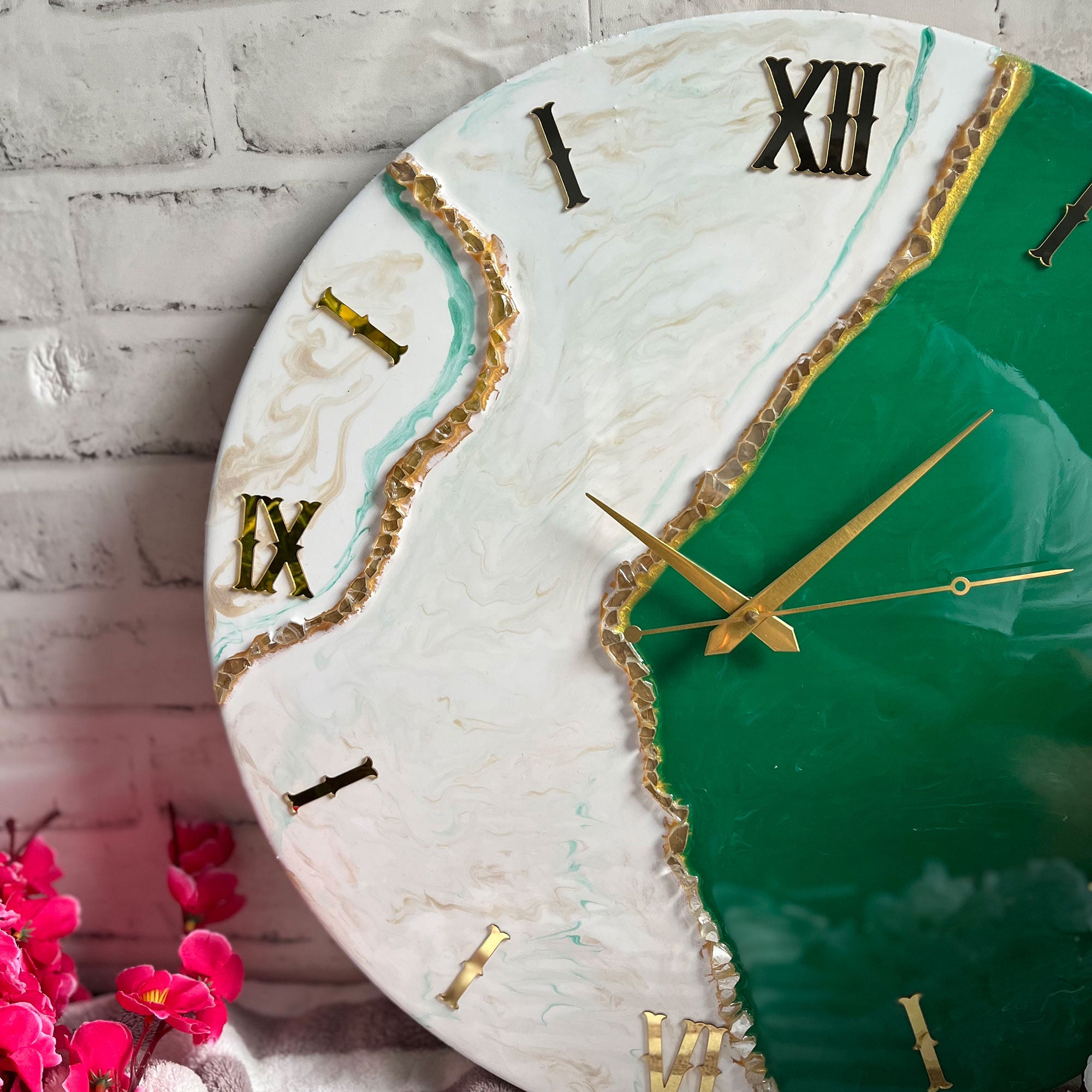 Ultimate Green & White Epoxy Resin Wall Clock