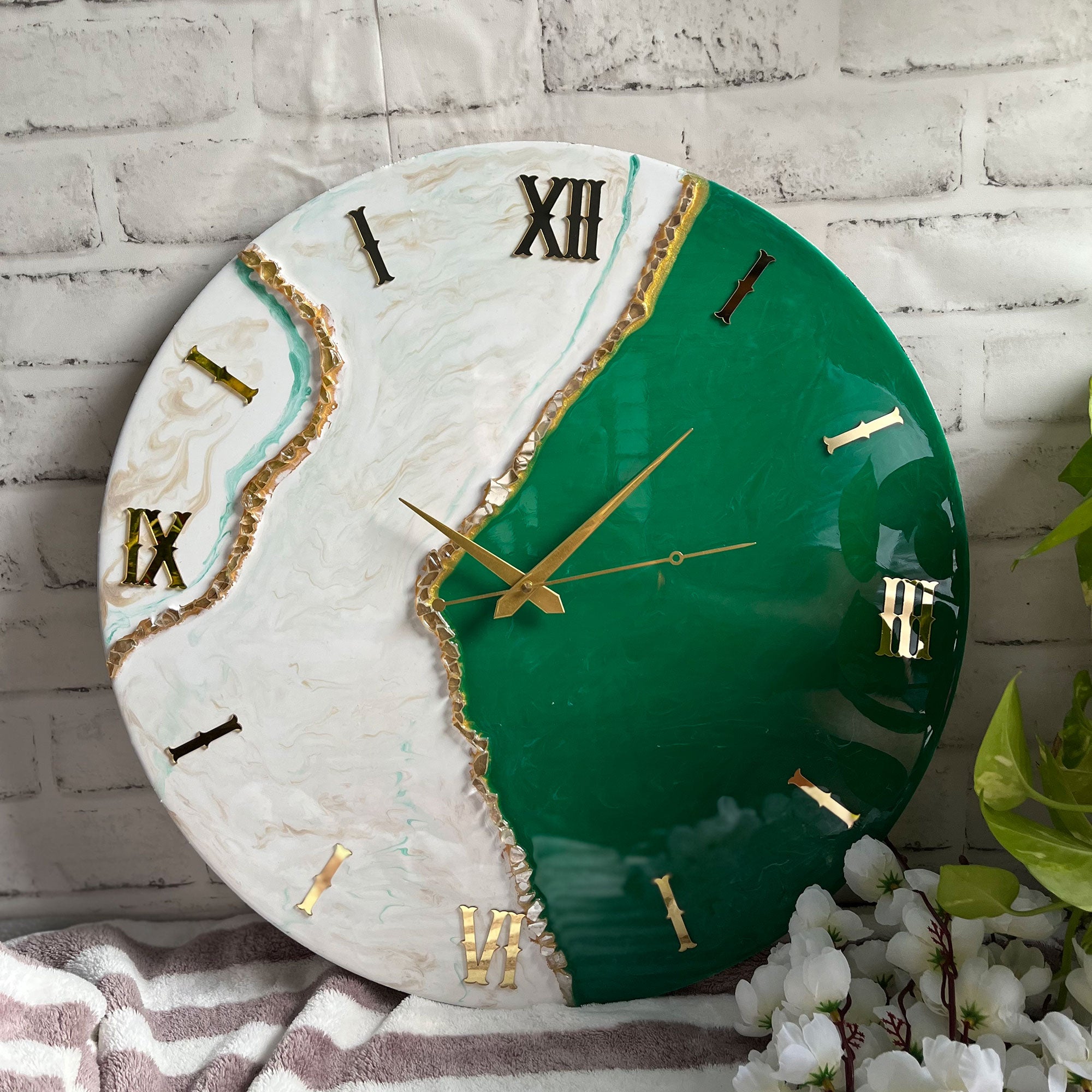 Ultimate Green & White Epoxy Resin Wall Clock