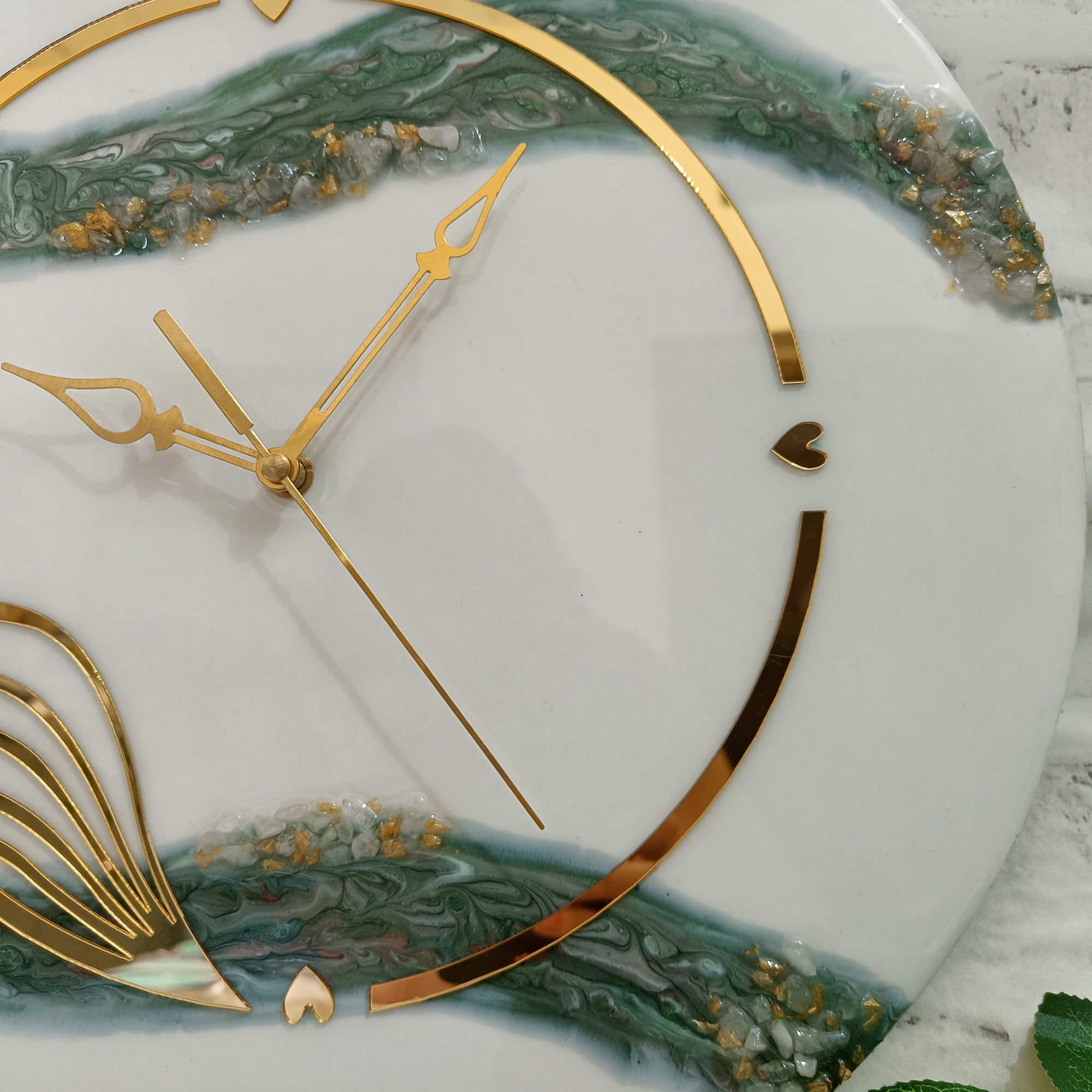 Green White With Stone Epoxy Resin Wall Clock