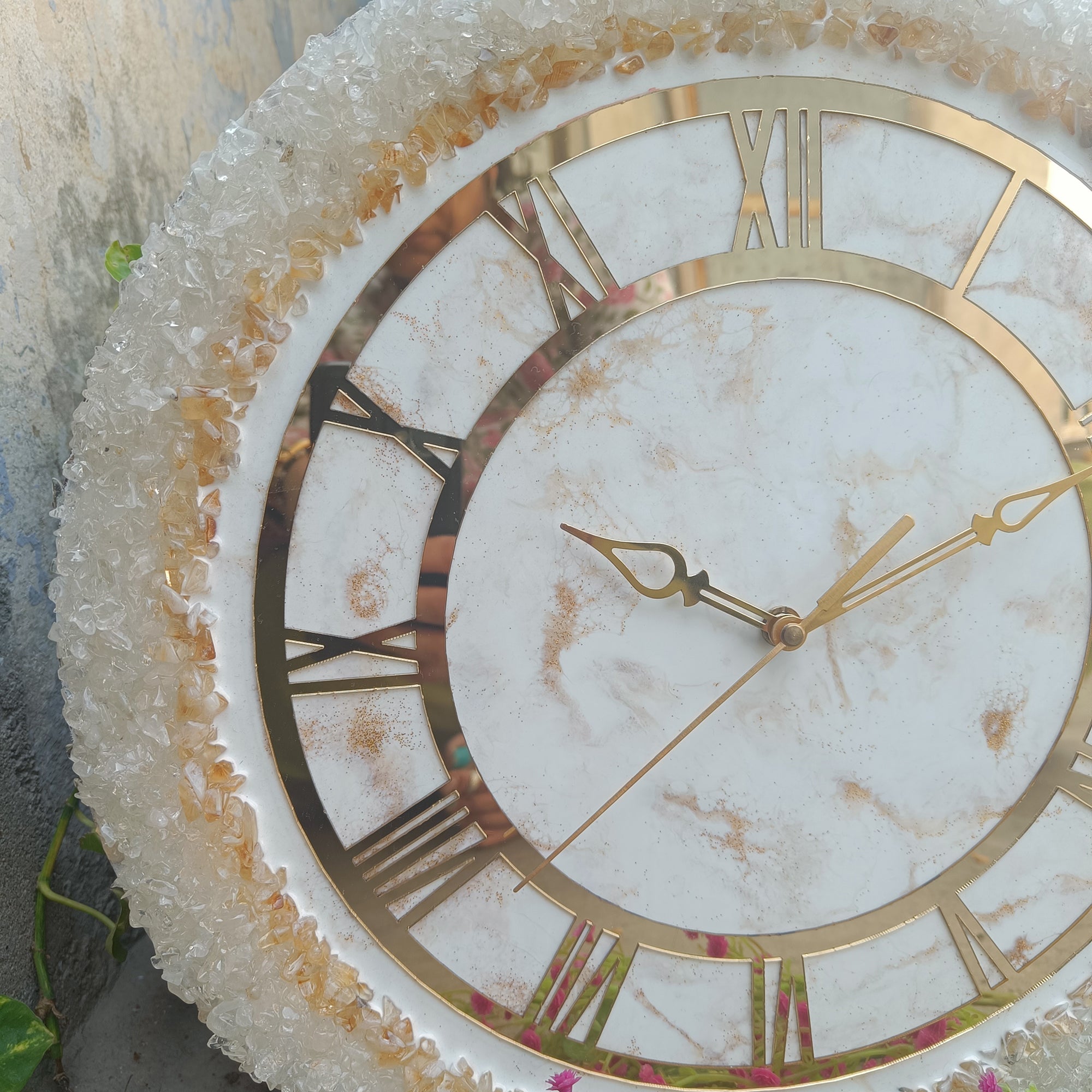 Ultimate White Stone With Gold Color Epoxy Resin Wall Clock
