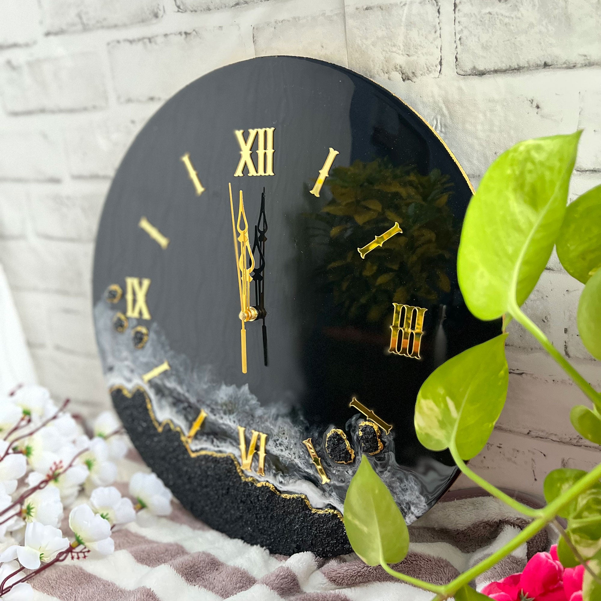 Dark Black Glitter Epoxy Resin Wall Clock