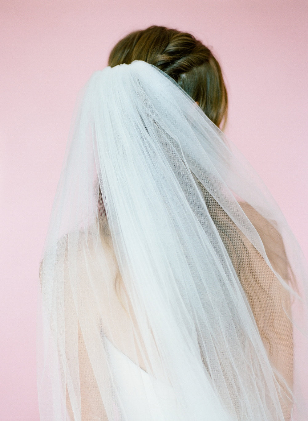 Jessica (Full Gather) // Elbow to Cathedral Length